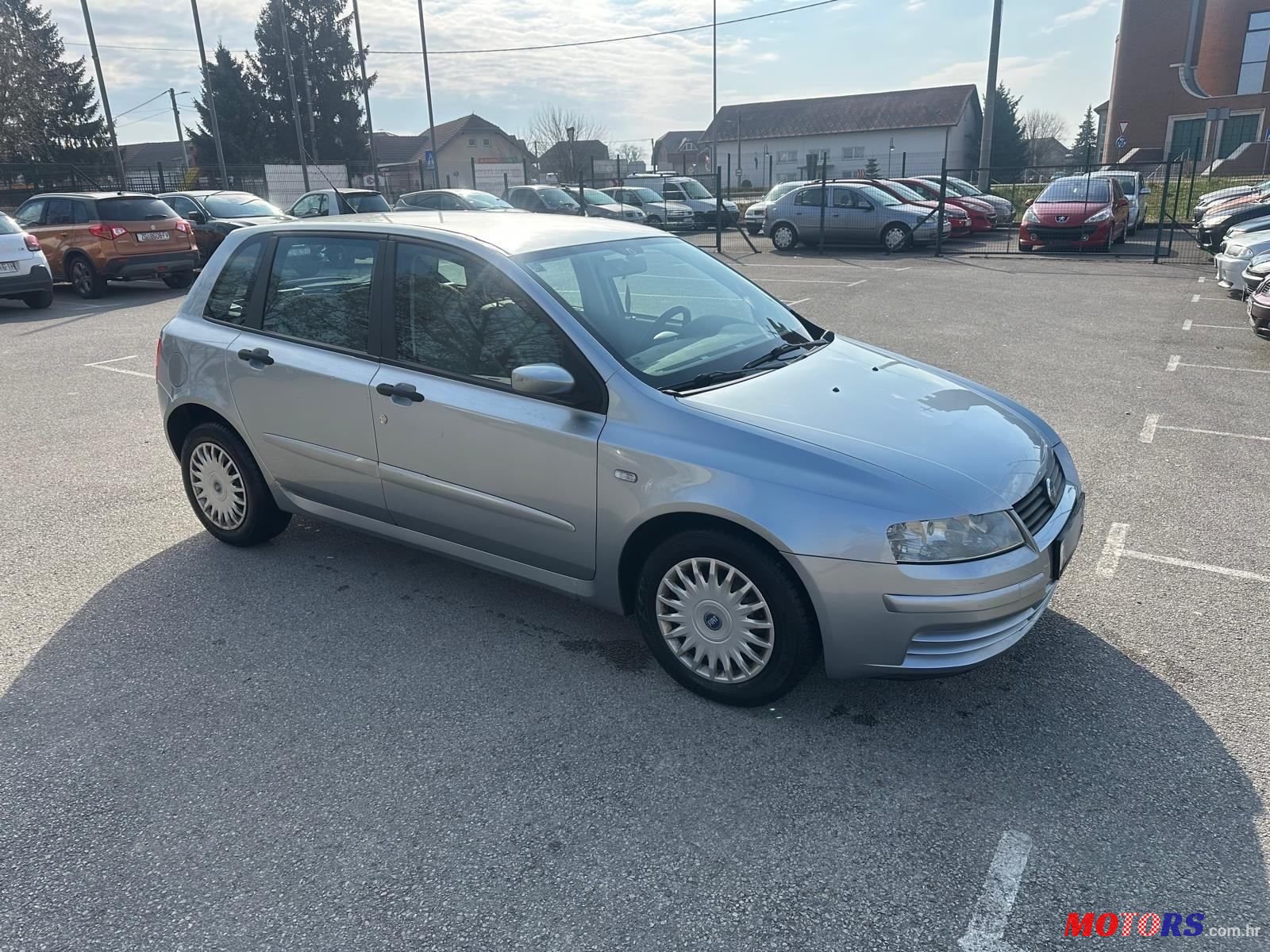 2004' Fiat Stilo 1,4 16V photo #2