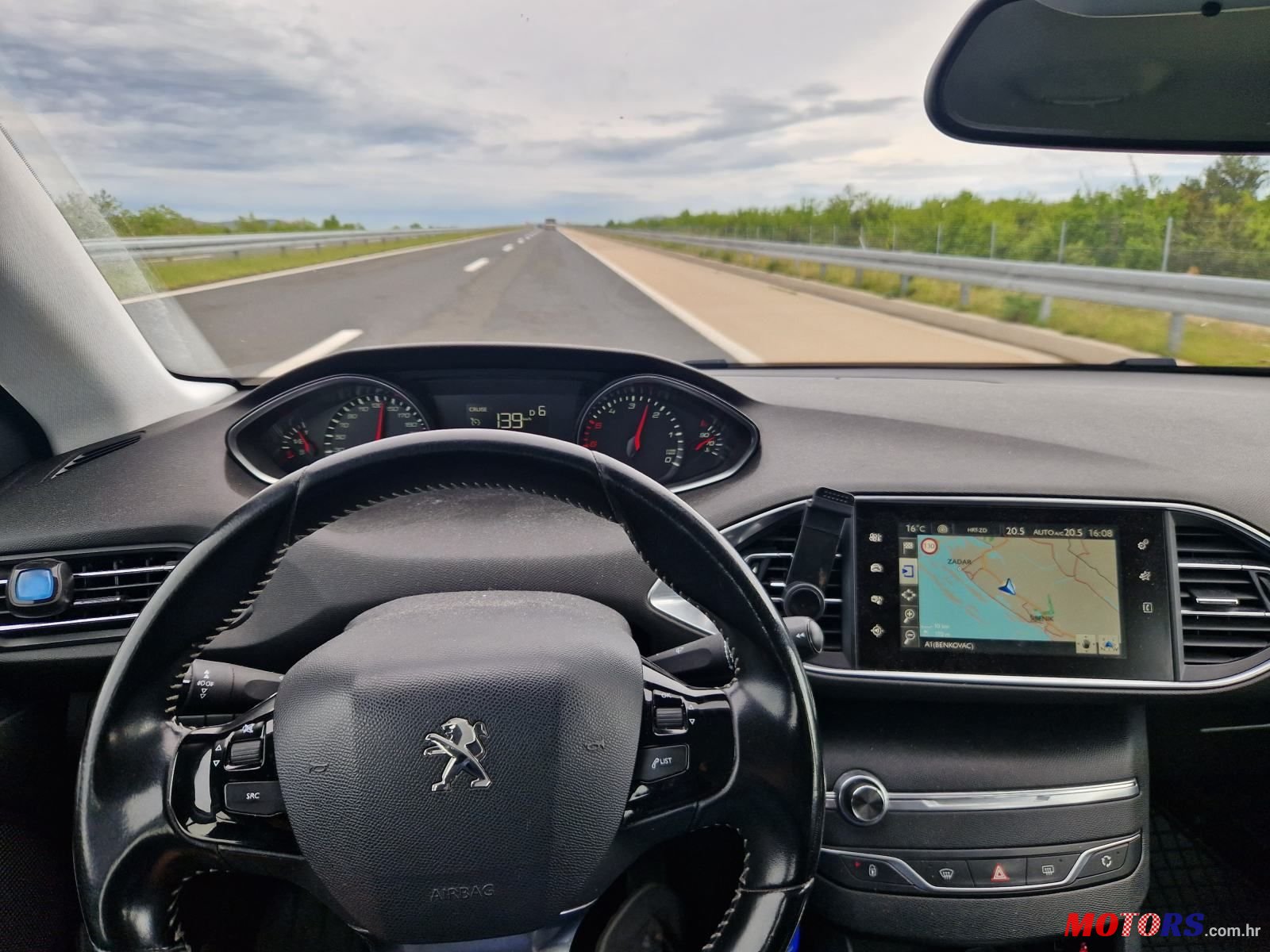 2016' Peugeot 308 1,6 Bluehdi photo #4
