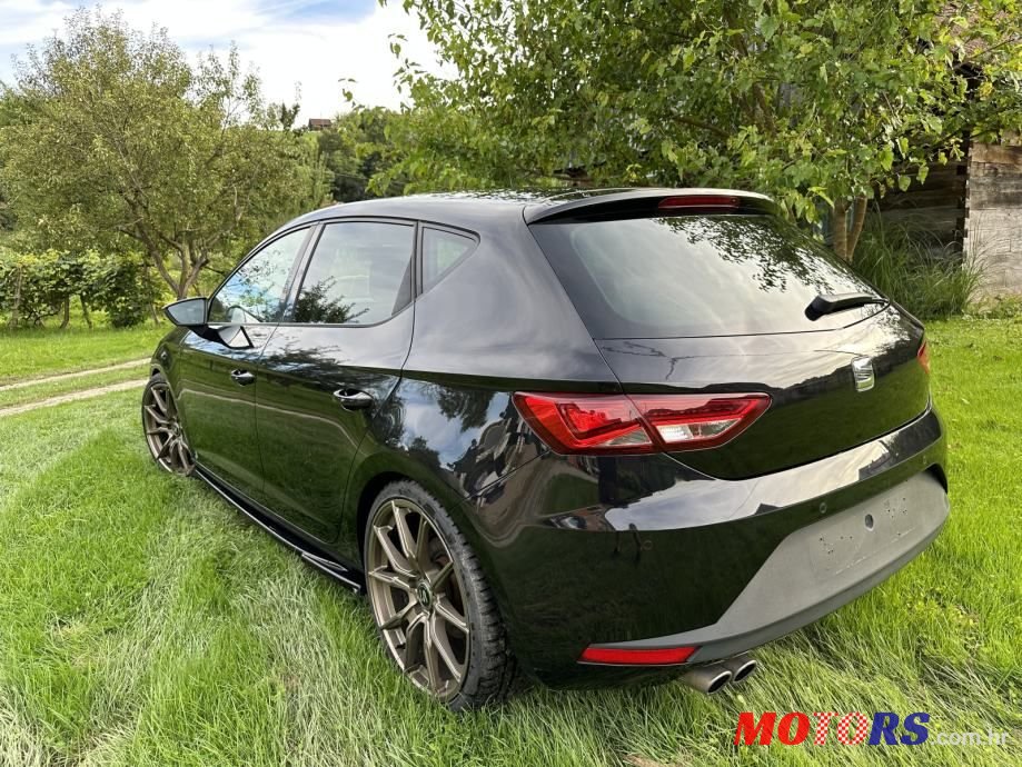 2014' SEAT Leon photo #6