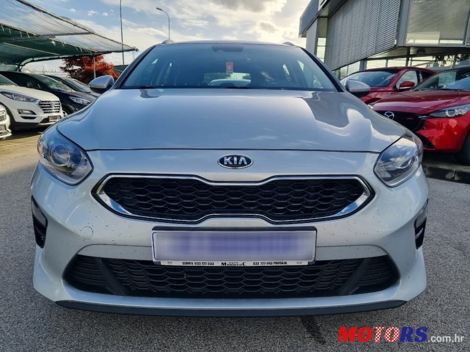 2020' Kia Ceed Sportswagon photo #2