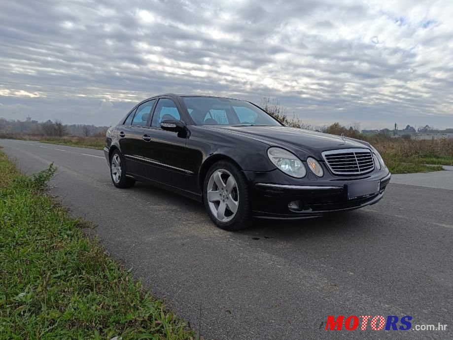 2005' Mercedes-Benz E-Klasa 320 Cdi photo #3