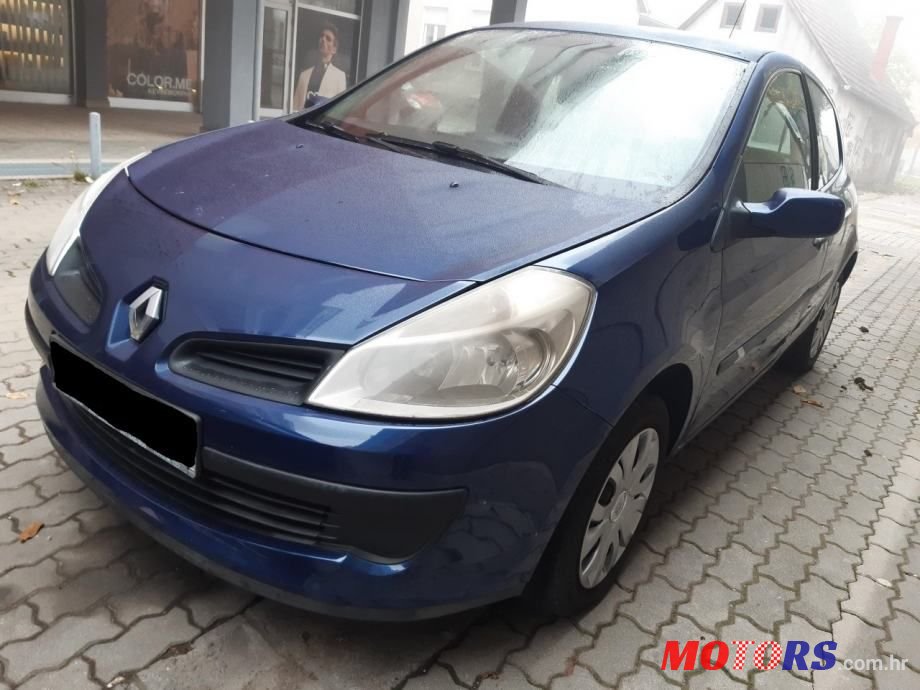 2005' Renault Clio 1,4 16V photo #3