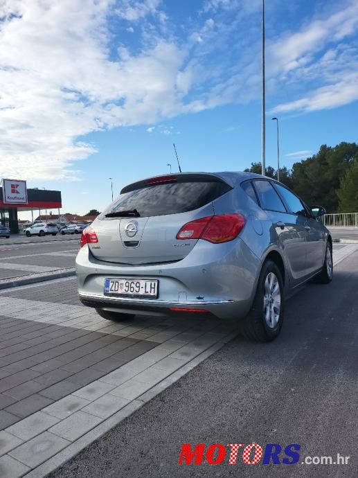 2014' Opel Astra 1.6.Cdti photo #3