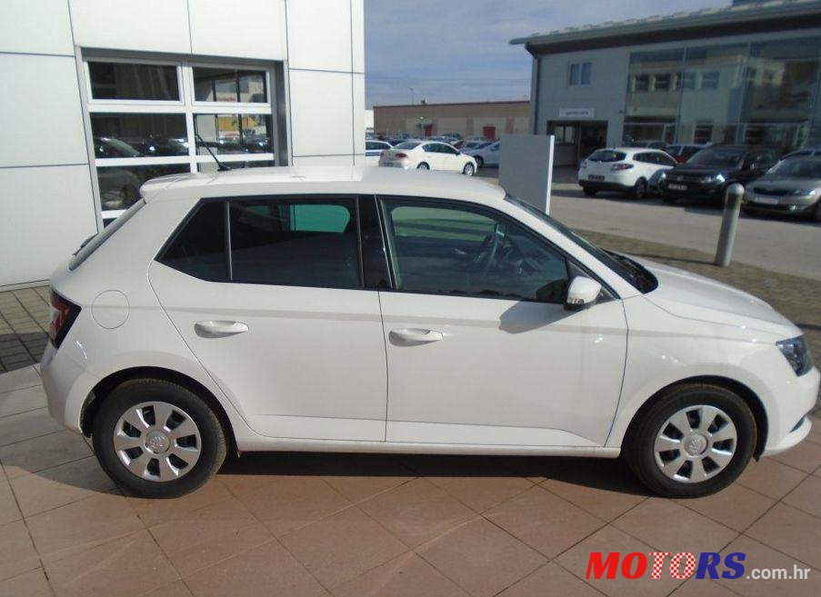 2016' Skoda Fabia 1.0 photo #2
