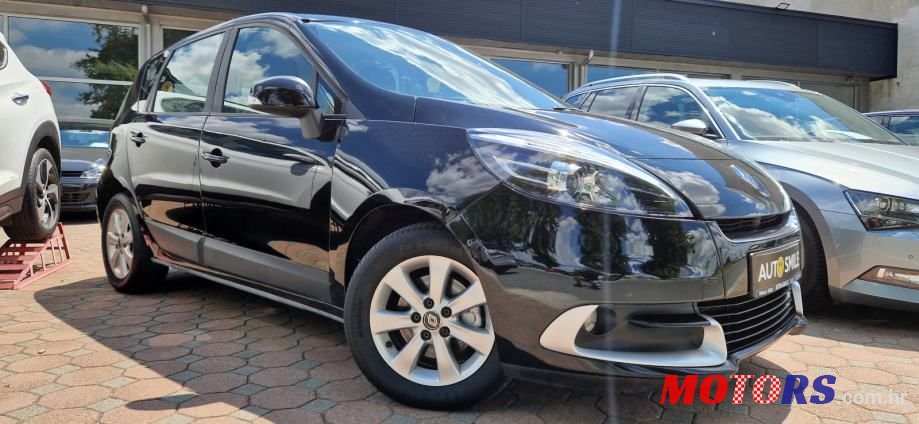 2012' Renault Scenic 1,5 Dci photo #3