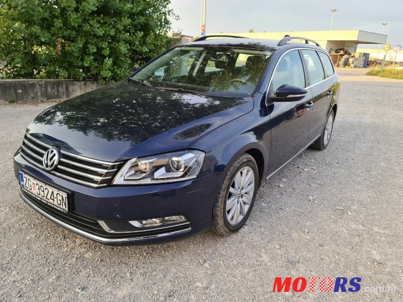 2014' Volkswagen Passat Variant photo #1