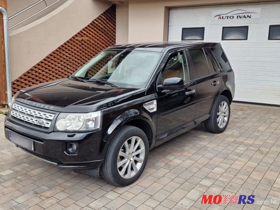 2011' Land Rover Freelander 2,2 Sd4 Hse photo #1