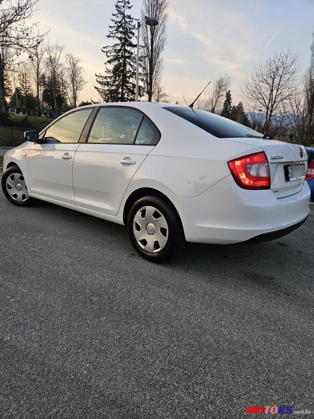 2013' Skoda Rapid 1,6 Tdi photo #4