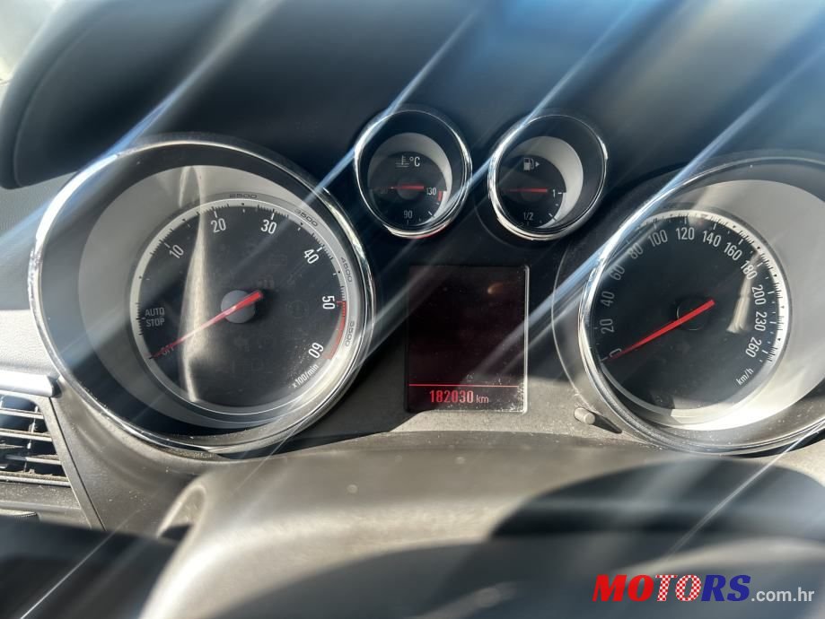 2016' Opel Zafira 1.6 Cdti photo #2