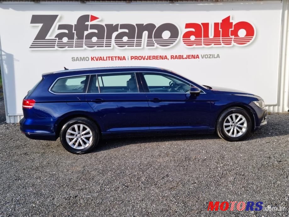 2019' Volkswagen Passat Variant photo #4