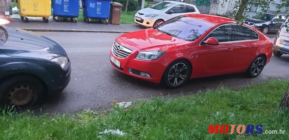 2012' Opel Insignia photo #3