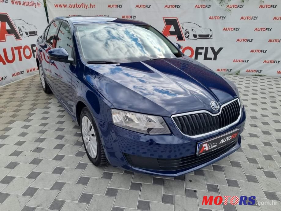 2016' Skoda Octavia photo #1