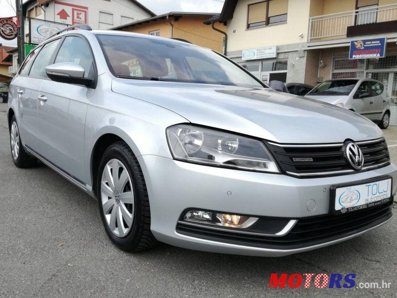 2012' Volkswagen Passat Variant 1,6 Tdi Bmt photo #2