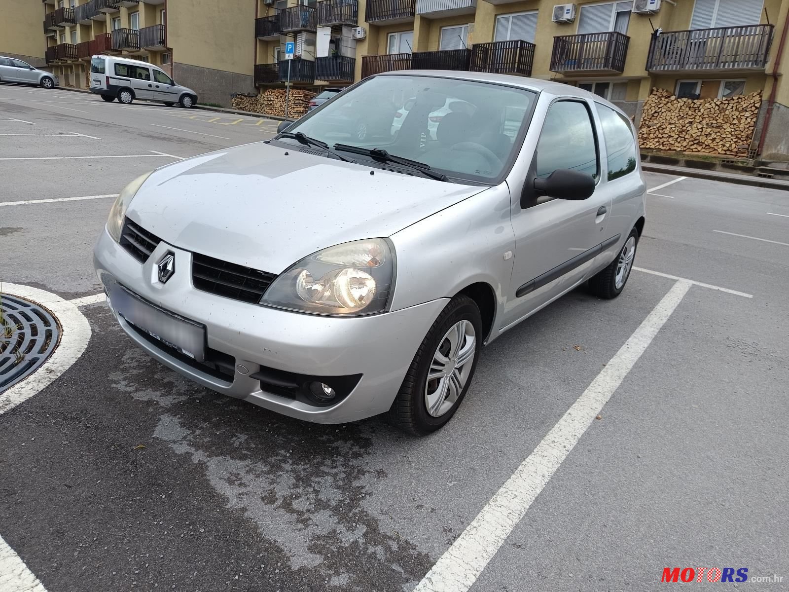 2008' Renault Clio 1,2 photo #3