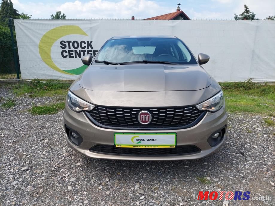 2017' Fiat Tipo photo #2