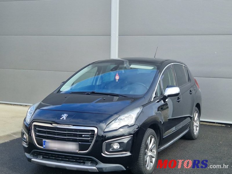 2014' Peugeot 3008 Hybrid4 2,0 Hdi photo #2
