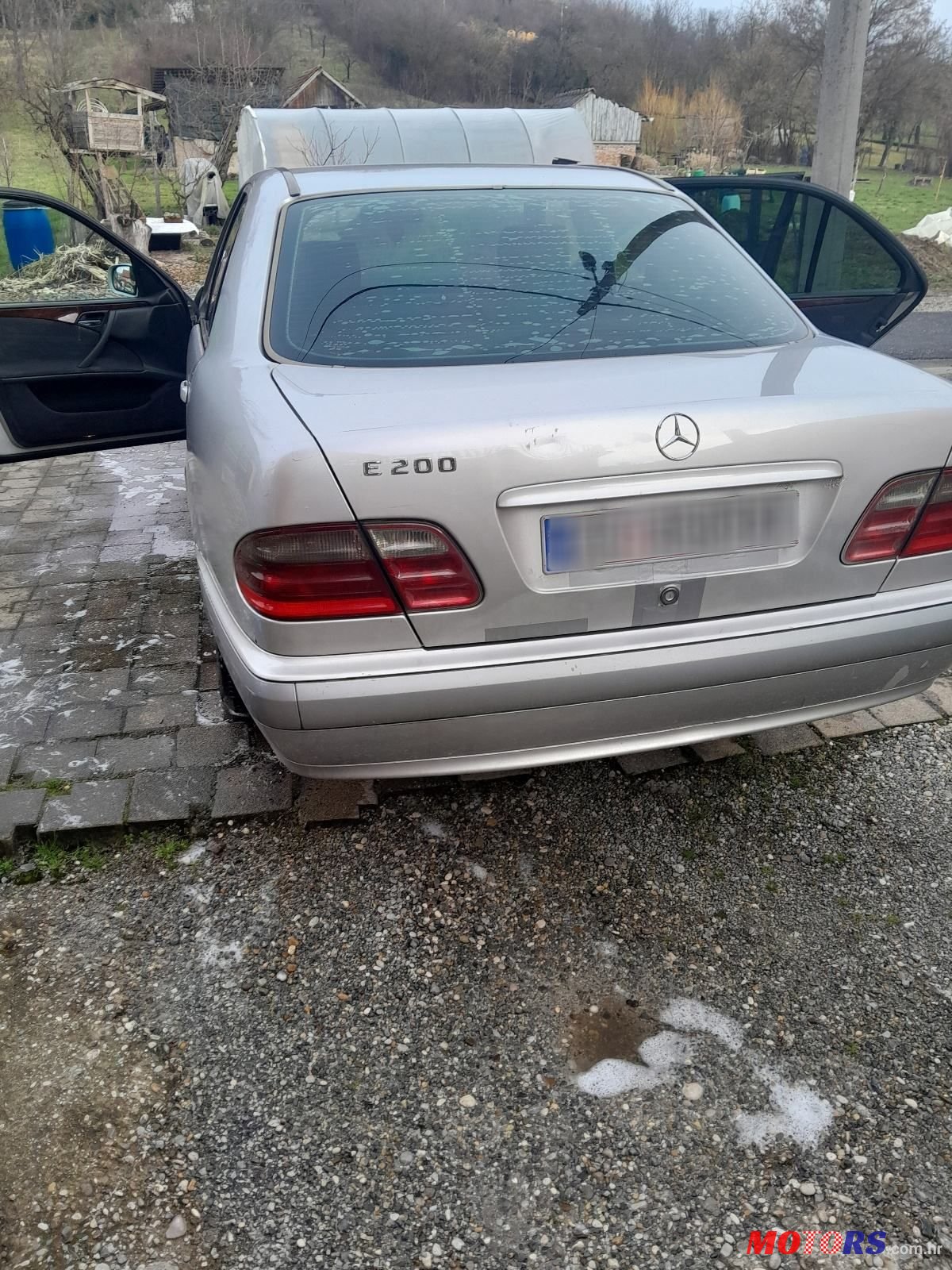 2001' Mercedes-Benz E-Klasa 200 photo #4