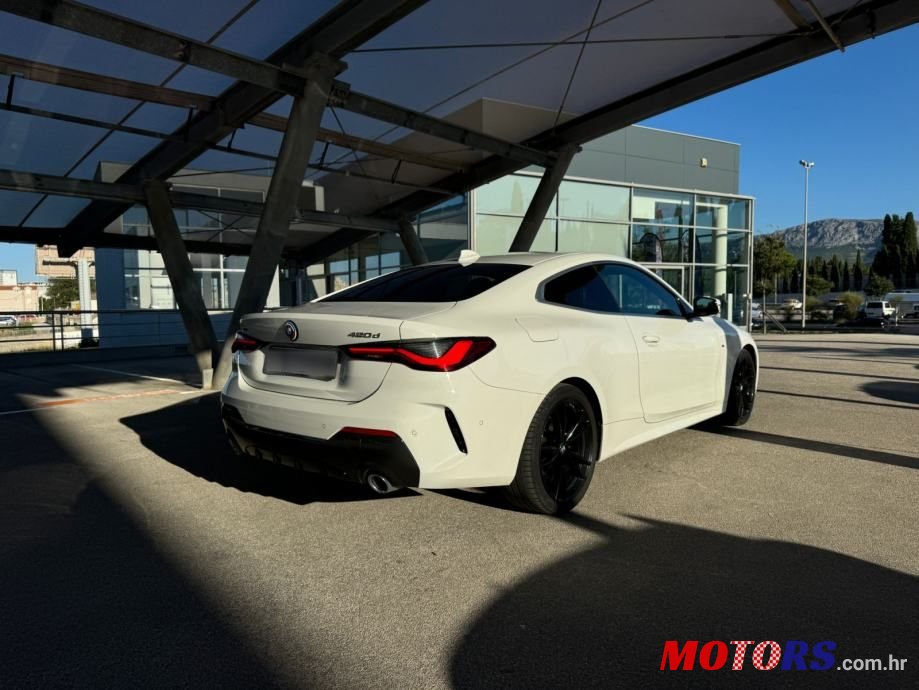 2022' BMW Serija 4 Coupe 420D photo #3