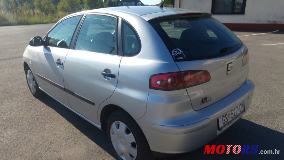 2005' SEAT Ibiza photo #2