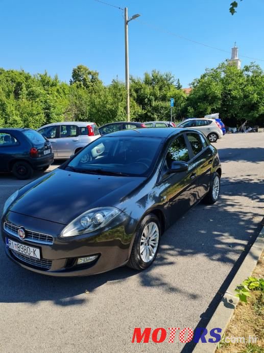2011' Fiat Bravo photo #1