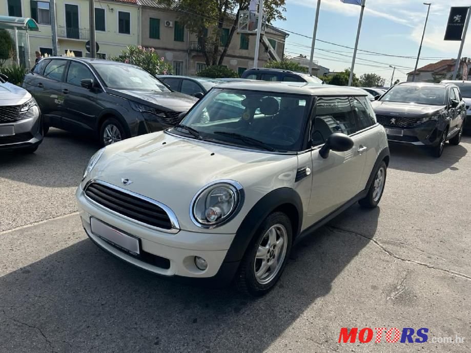2010' MINI One 1.6 photo #1