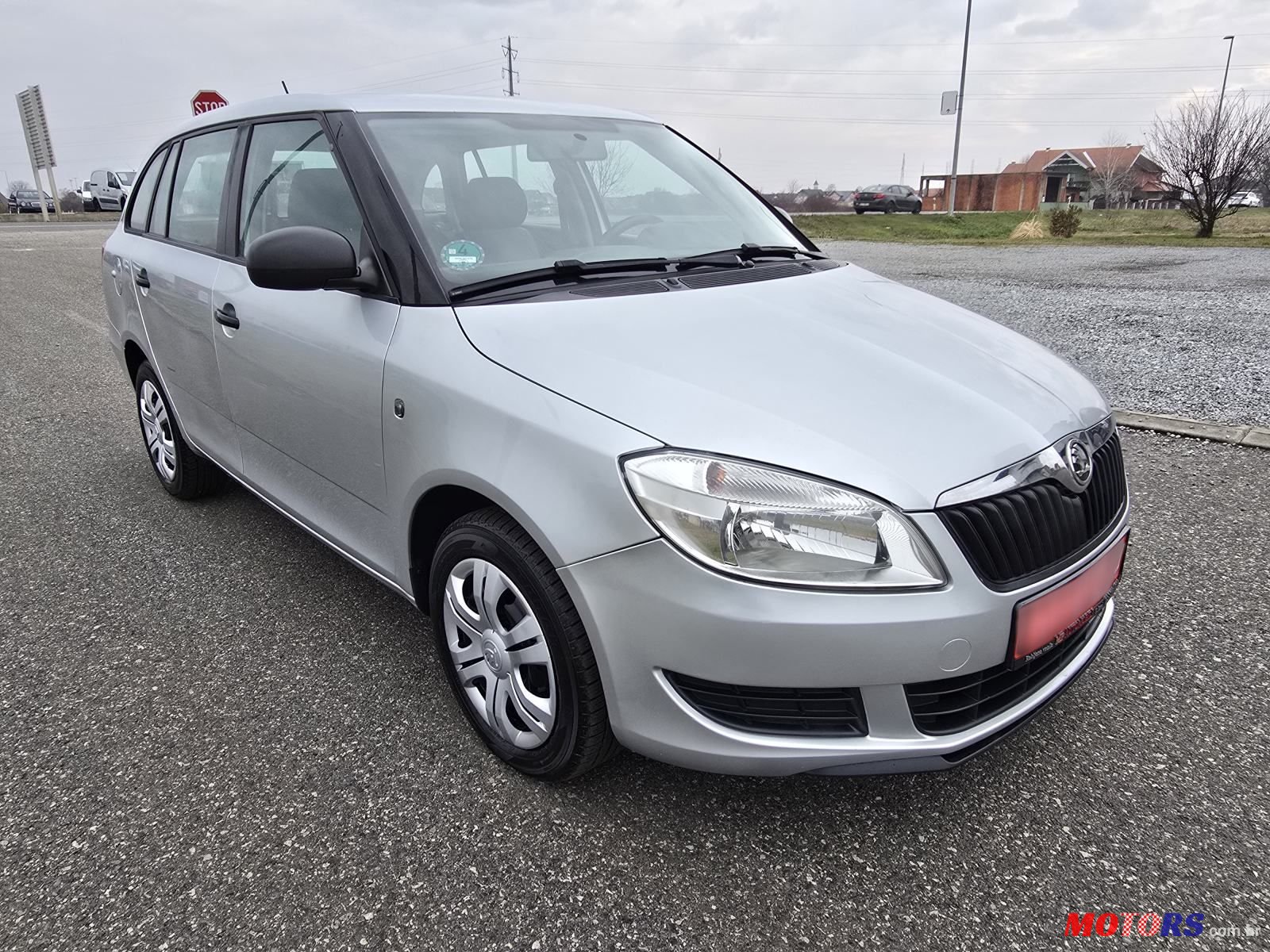 2014' Skoda Fabia Combi photo #4