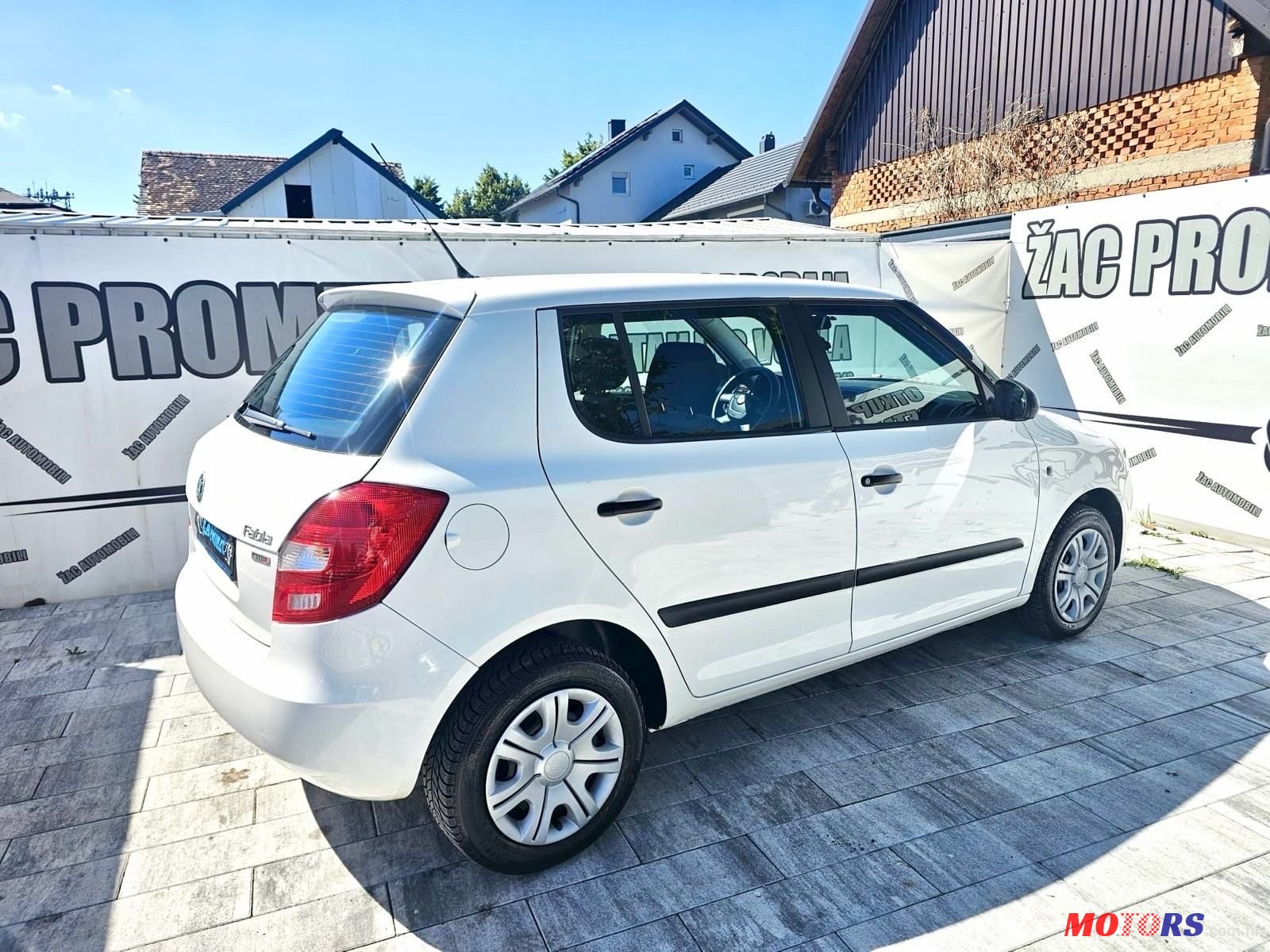 2011' Skoda Fabia 1,6 Tdi photo #4