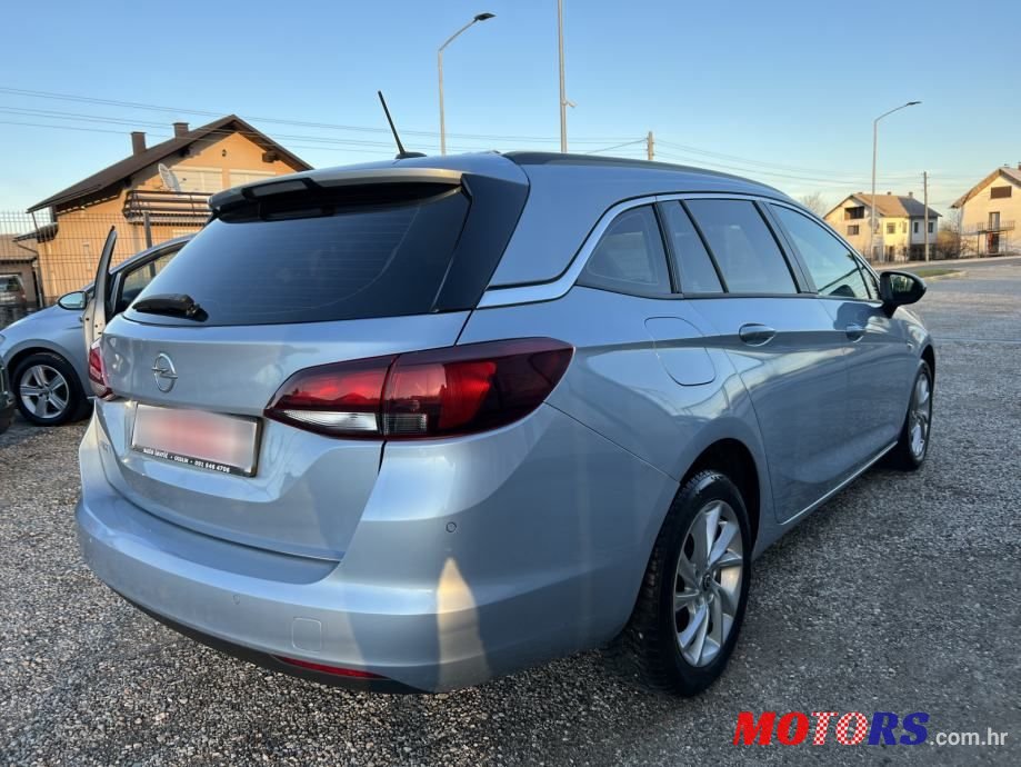 2019' Opel Astra Karavan photo #4
