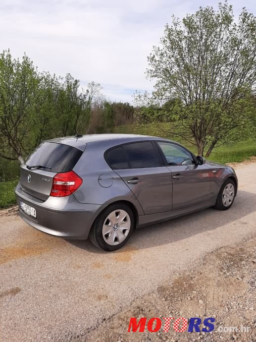 2011' BMW Serija 1 116D Sport photo #3