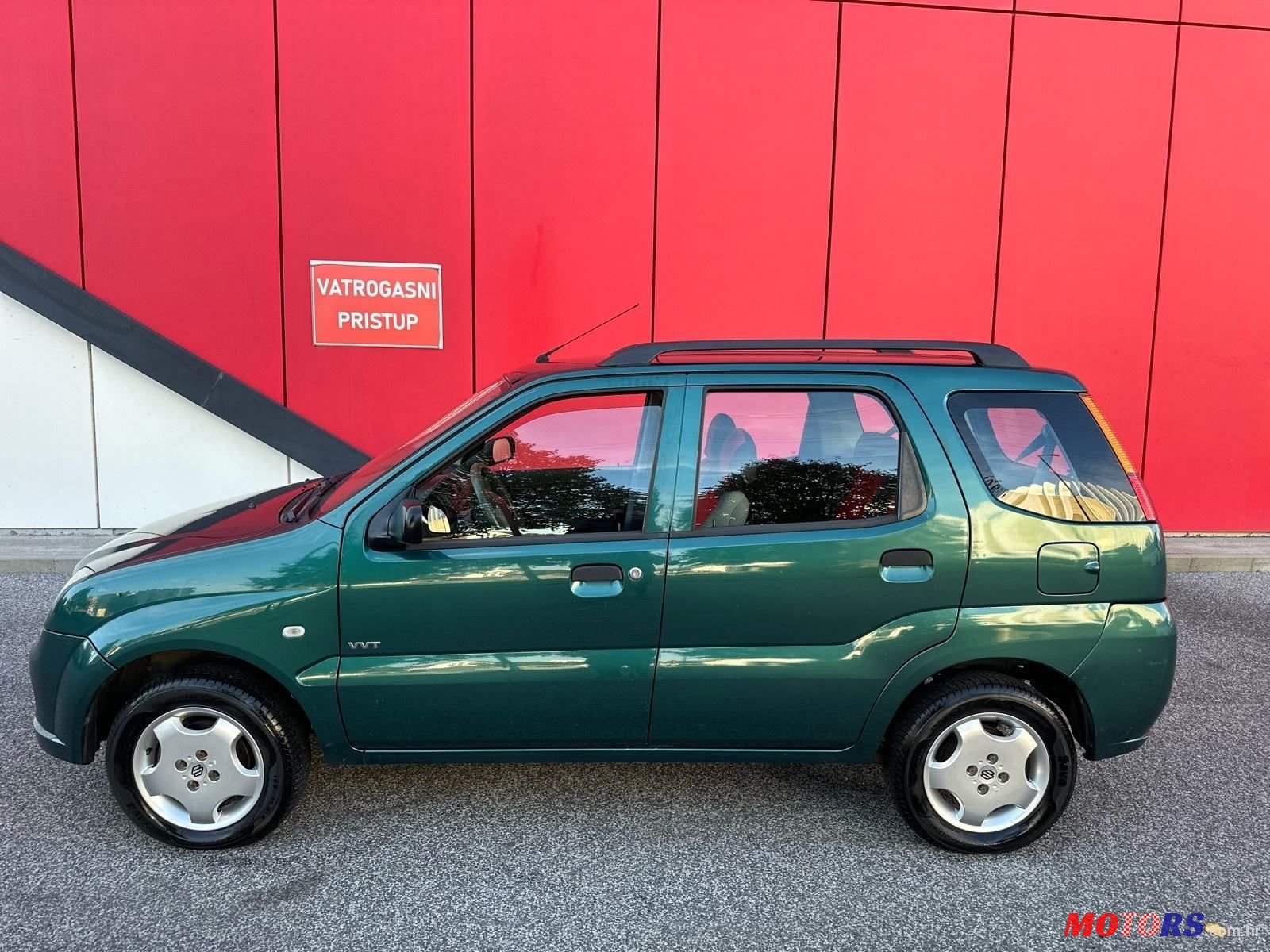 2006' Suzuki Ignis 1,3 Glx photo #5