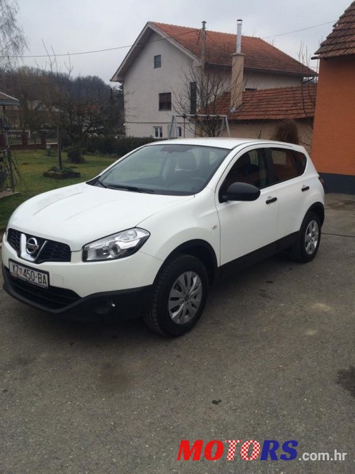 2010' Nissan Qashqai photo #1
