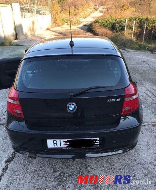 2010' BMW Serija 1 116D photo #1