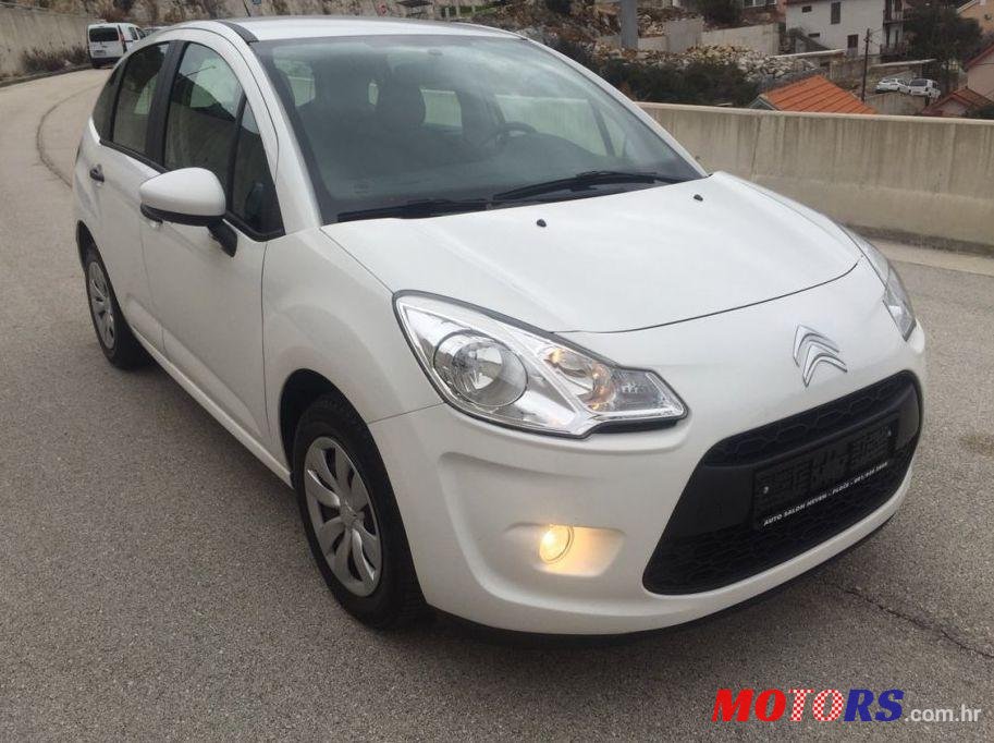 2011' Citroen C3 1,4 Hdi photo #2