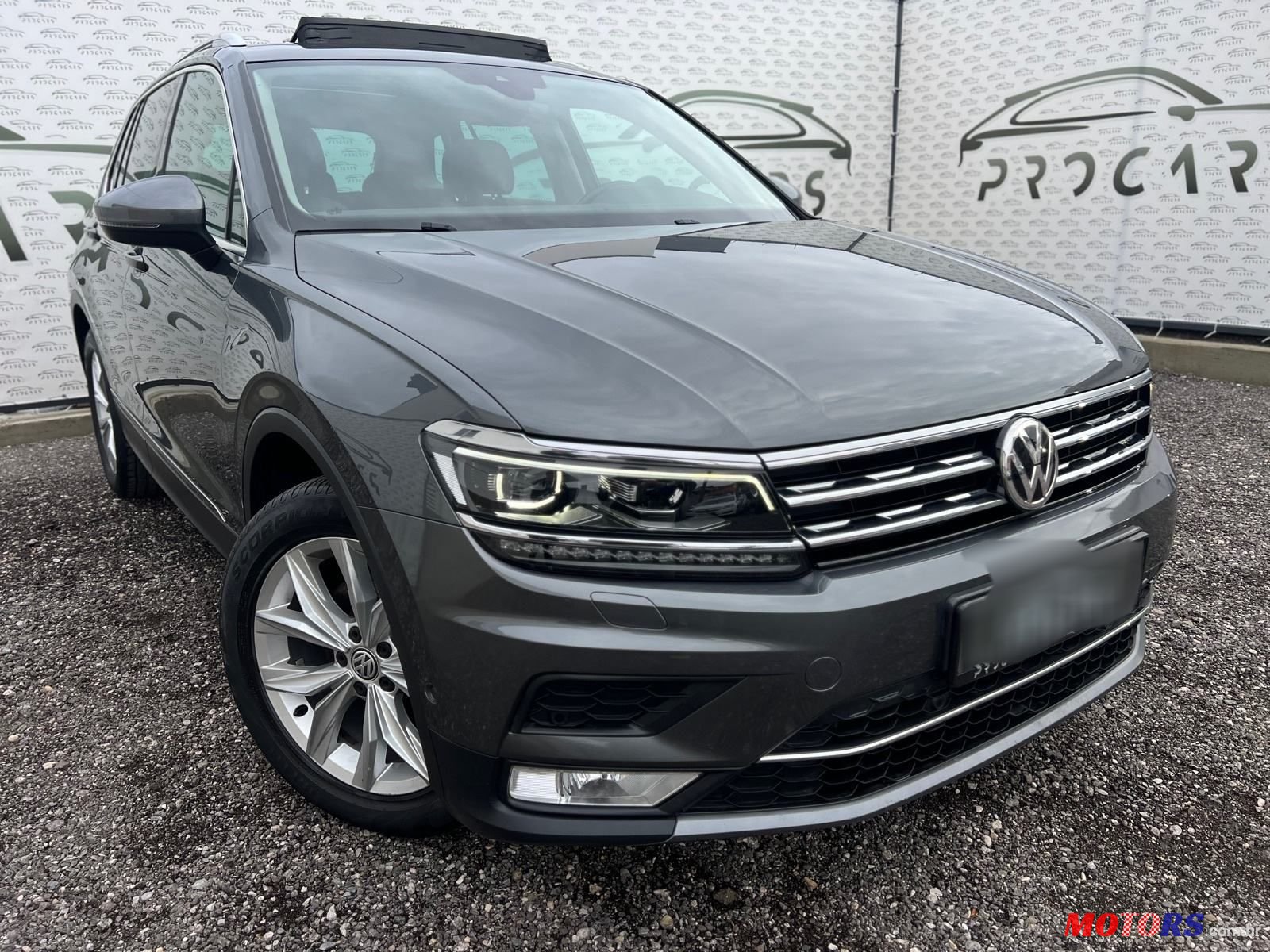 2016' Volkswagen Tiguan 2,0 Tdi Bmt photo #1