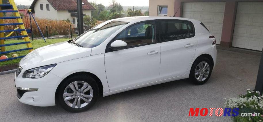2015' Peugeot 308 1,6 E-Hdi photo #1