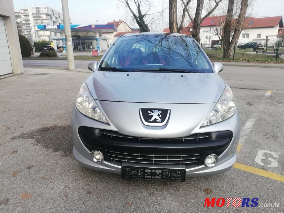 2009' Peugeot 207 1,6 Hdi photo #2