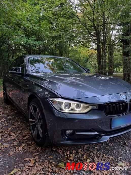 2013' BMW Serija 3 318D photo #2