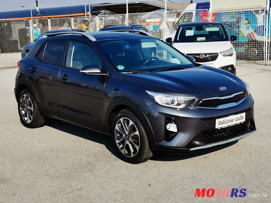 2020' Kia Stonic 1,0 photo #1