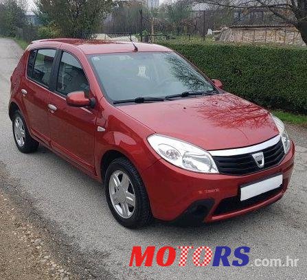 2008' Dacia Sandero 1,6 photo #1