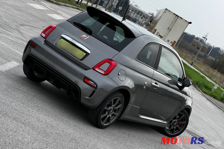 2017' Abarth 500 1,4 photo #2