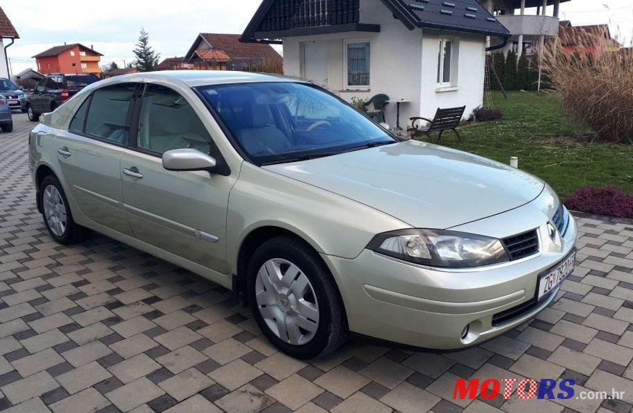 2005' Renault Laguna 1,9 Dci photo #2