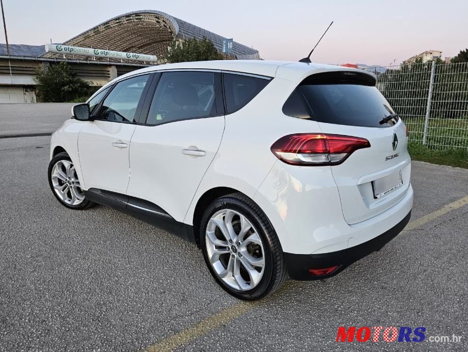 2020' Renault Scenic Dci photo #6