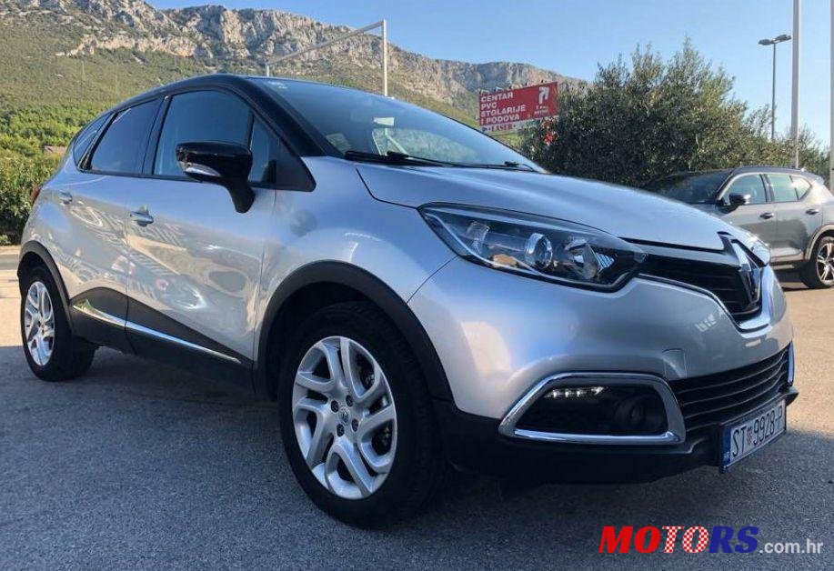 2015' Renault Captur photo #1