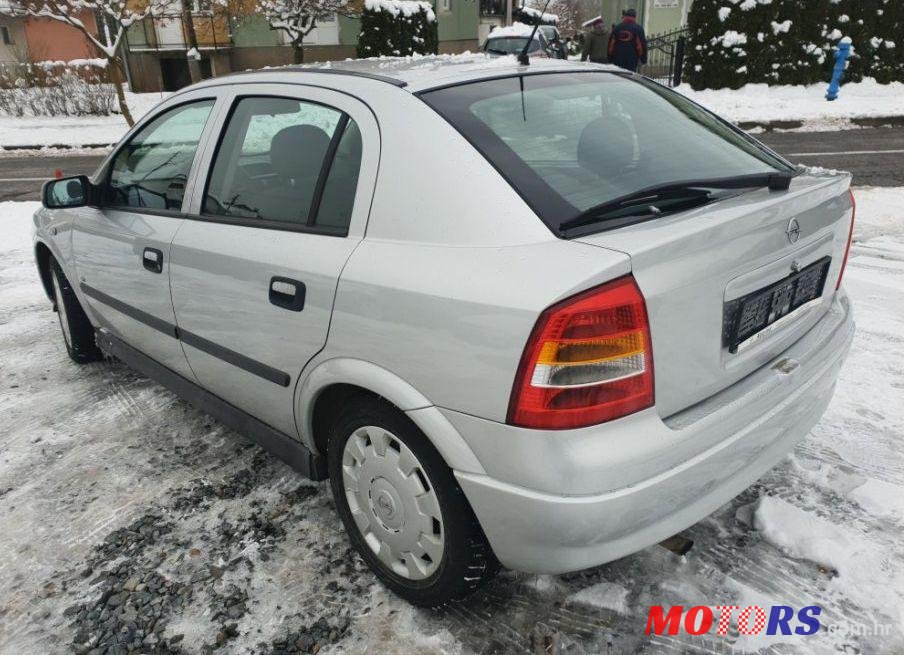 2006' Opel Astra 1,6 16V photo #2