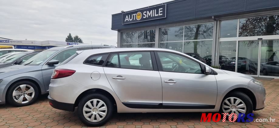 2010' Renault Megane Grandtour 1,5 Dci photo #3