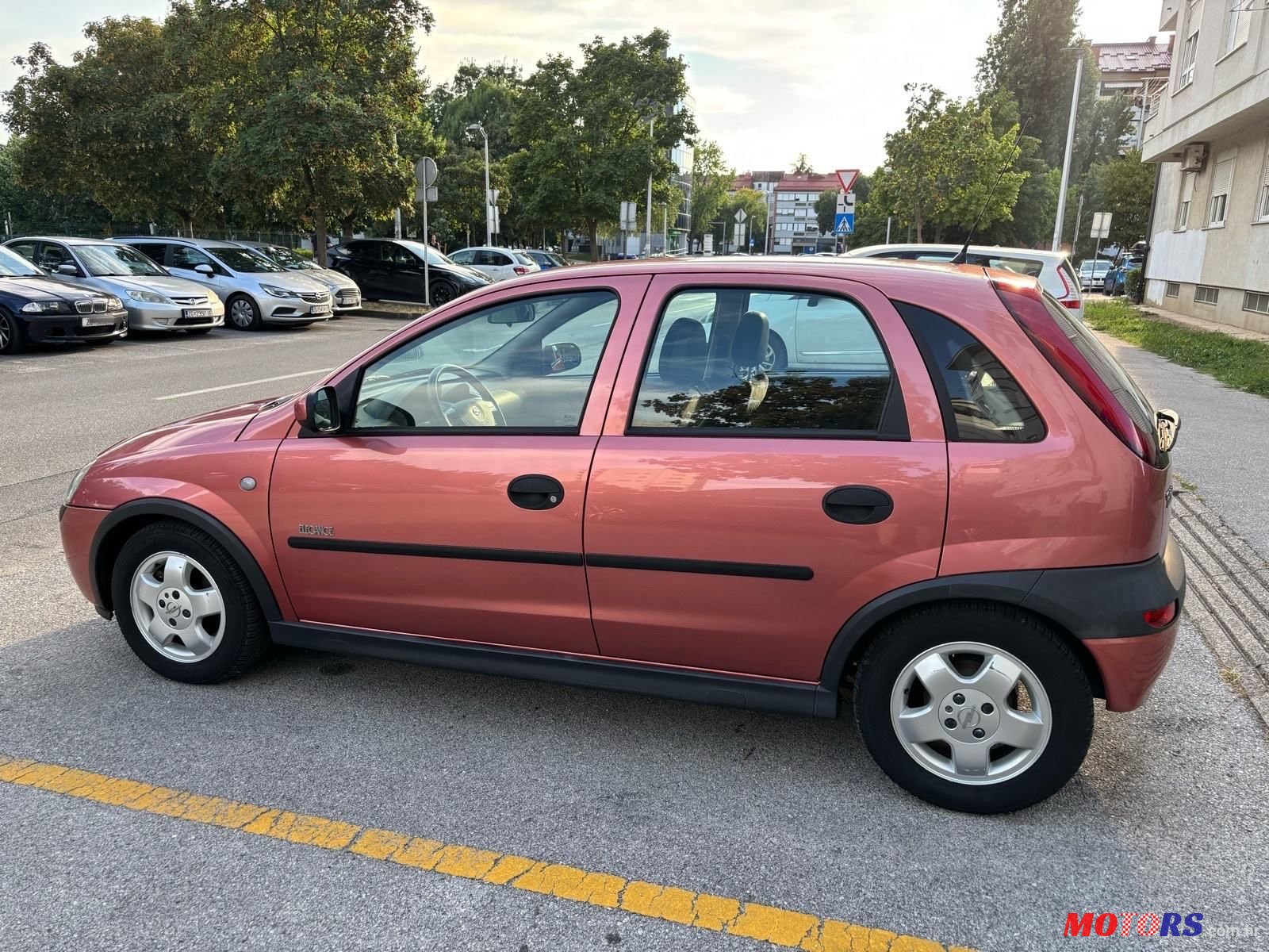 2001' Opel Corsa 1,4 16V photo #3