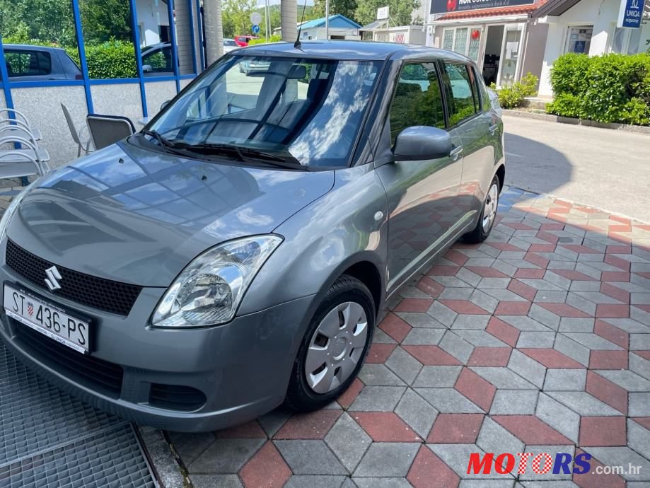 2007' Suzuki Swift photo #6