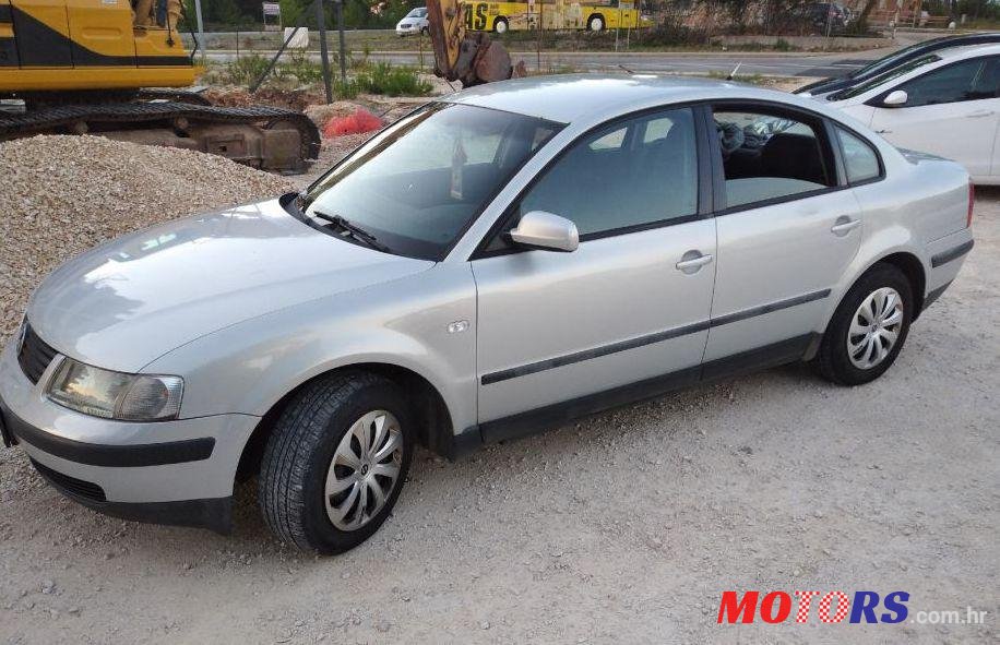 2000' Volkswagen Passat 1,9 Tdi photo #1