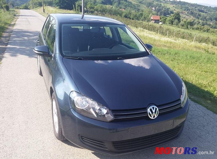 2010' Volkswagen Golf VI photo #1