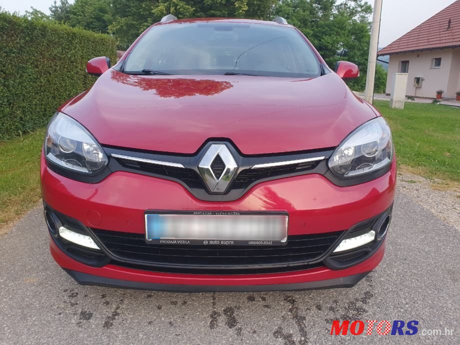 2014' Renault Megane Grandtour photo #2